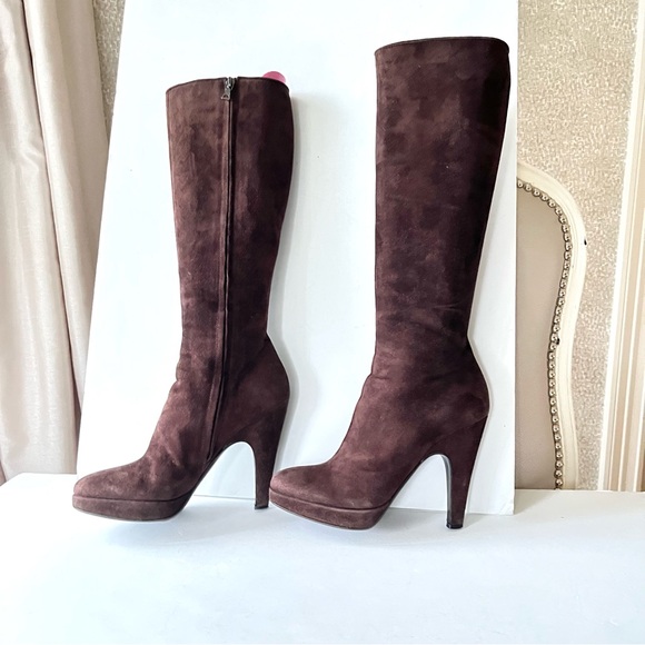 Prada brown suede platform boots - Picture 4 of 15
